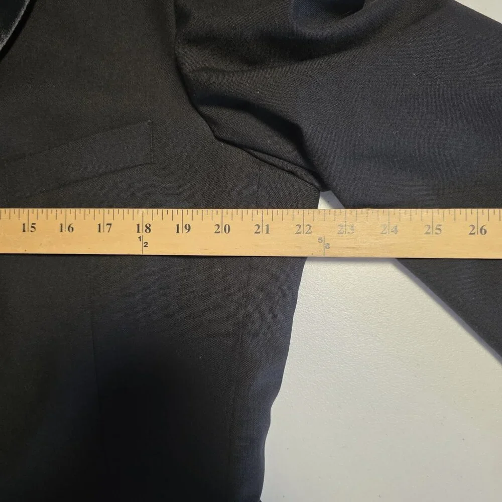 After Six Tuxedo Jacket Satin Lapel Black Three Button Prom Wedding Formal‎ 44L
